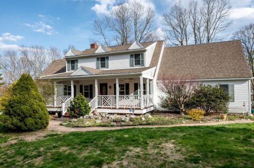 5 Tirrell Pl, Durham, NH 03824 exterior