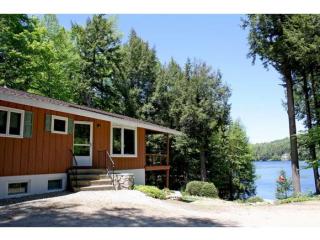 51 Carpenters Point Rd, Grahamville, VT 05149 exterior
