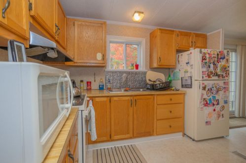184 Moose Hill Rd, Livermore-Falls, ME 04254 exterior