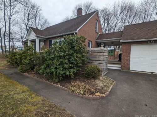 41 Buena Vista Ave, Torrington, CT 06790 exterior