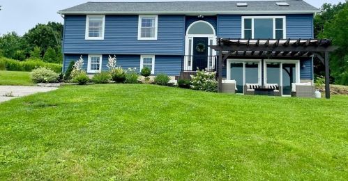 113 Young Rd, East-Brookfield, MA 01515 exterior