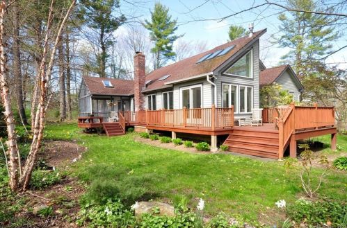 16 Bueford Ct, Goshen, CT 06756 exterior