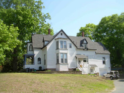 50 Rowe St, Newton, MA 02466 exterior