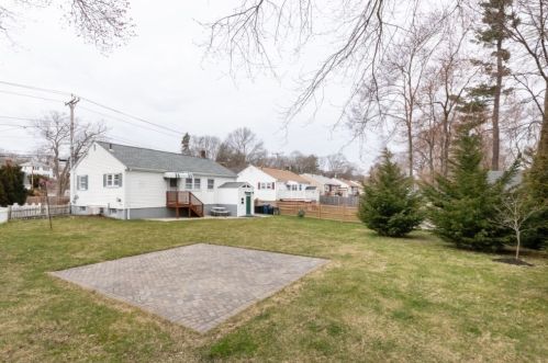 85 Austin St, Roxbury-Xing, MA 02136 exterior