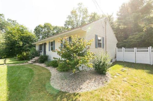 14 Ruth St, Bristol, CT 06010 exterior
