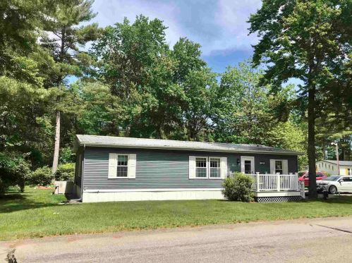 4 Cheryl Dr, Concord, NH 03303 exterior