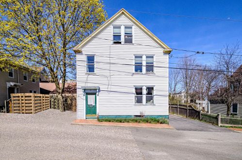 21 Briggs St, Portland, ME 04102 exterior
