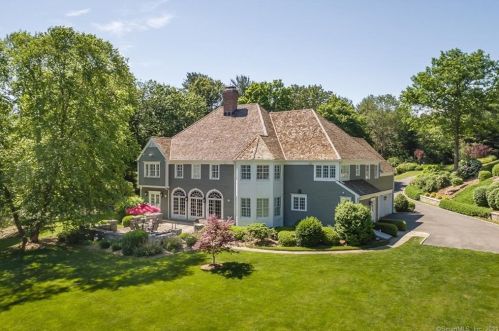 1 Spruce Meadow Ct, Wilton, CT 06897 exterior
