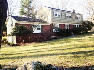 17 Rocky Ridge Rd, Westport, CT 06880 exterior