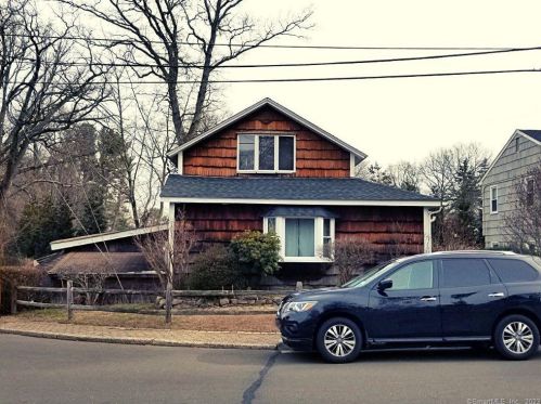 22 Triangle St, Norwalk, CT 06855 exterior