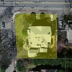 982 Beacon St, Newton, MA 02459 aerial view