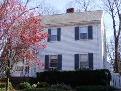 136 Grasmere St, Newton, MA 02458 exterior