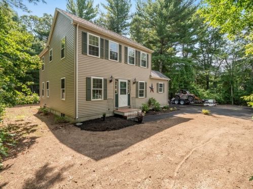 176 Wareham Rd, Marion, MA 02738 exterior
