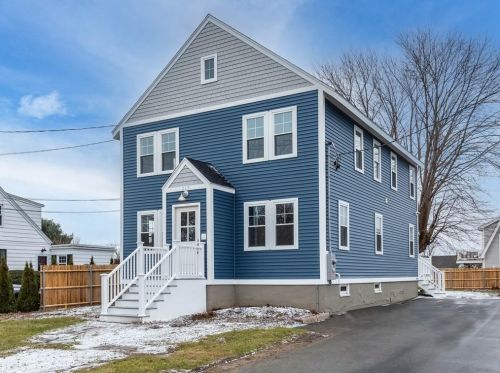 269 Oliphant Ln, Middletown, RI 02842 exterior