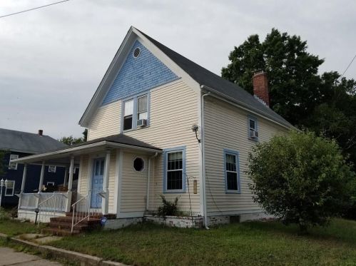 130 Broad St, Woonsocket, RI 02895 exterior