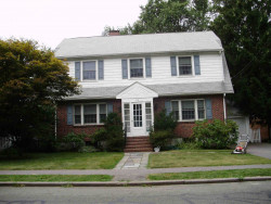 113 Cherry St, Newton, MA 02465 exterior