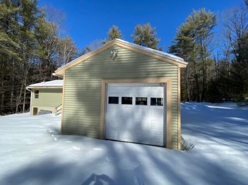 18 Norcross Rd, Royalston, MA 01368 exterior