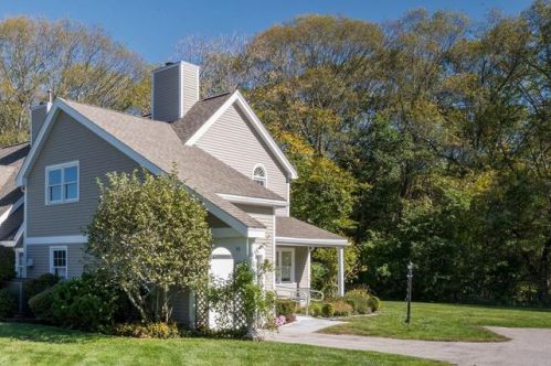 15 Ipswich Woods Dr, Ipswich, MA 01938 exterior