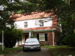 35 Samoset Rd, Newton, MA 02468 exterior