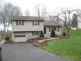 8 Hayes Dr, Vernon, CT 06066 exterior