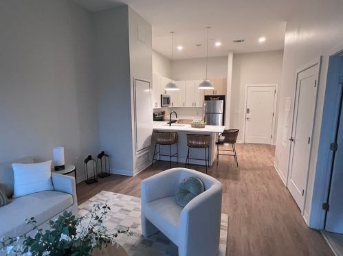 289 Walk Hill St, Boston, MA 02131 exterior