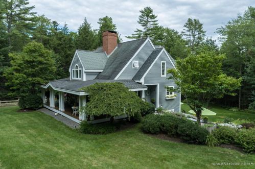 23 Carriage Rd, Freeport, ME 04032 exterior