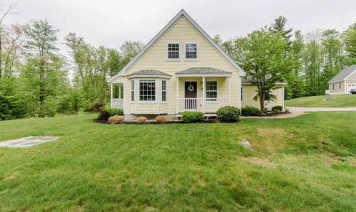 19 Bootland Farm Rd, Newton, NH 03858 exterior