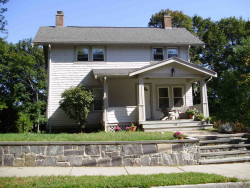 69 Washburn Ave, Newton, MA 02466 exterior