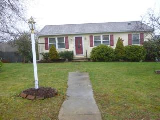 10 Bay Path Rd, Spencer, MA 01562 exterior