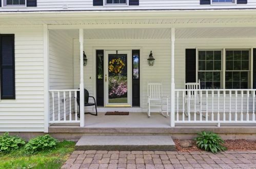 25 Silhouette Dr, Colbrook, CT 06021 exterior