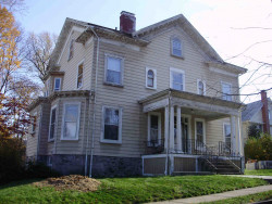 80 Grasmere St, Newton, MA 02458 exterior