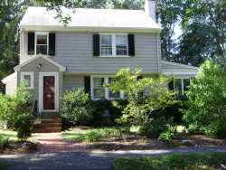 29 Holman Rd, Newton, MA 02466 exterior