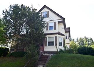 11 Cleveland Ave, Woburn, MA 01801 exterior