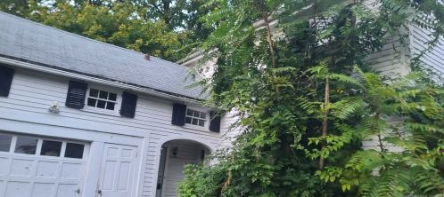 139 Mountain Rd, Hartford, CT 06111 exterior