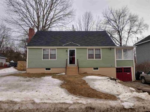 139 Chestnut St, Franklin, NH 03235 exterior