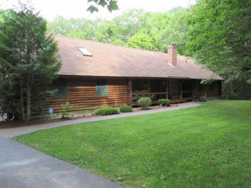 594 Old Walpole Rd, Keene, NH 03431 exterior