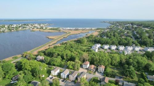 3 Oswego Trl, Narragansett, RI 02882 exterior