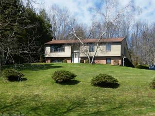 197 Swendsen Dr, Upper-Stepney, CT 06468 exterior