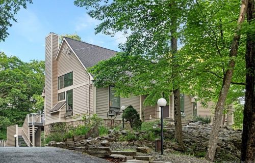 38 Thunder Hill Ln, Ridgefield, CT 06877 exterior