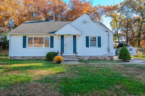 35 Birch St, Bristol, CT 06010 exterior