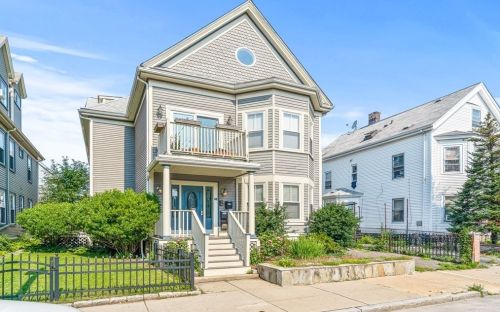 34 Sagamore St, Roxbury-Xing, MA 02125 exterior