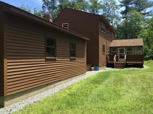 346 Old Henniker Rd, Contoocook, NH 03229 exterior