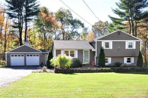 15 Copper Hill Rd, Granby, CT 06035 exterior