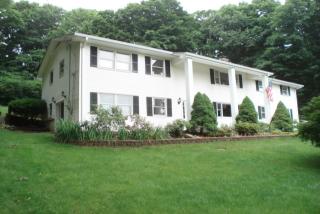 6975 Main St, Bridgeport, CT 06611 exterior