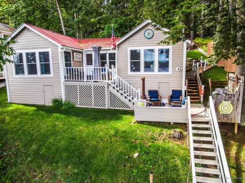 144 Heritage Woods Ln, Winthrop, ME 04364 exterior