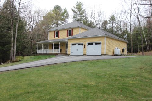 6 Pond Ridge Dr, Lewiston, ME 04240 exterior