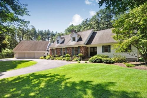 64 Charter Rd, Acton, MA 01720 exterior