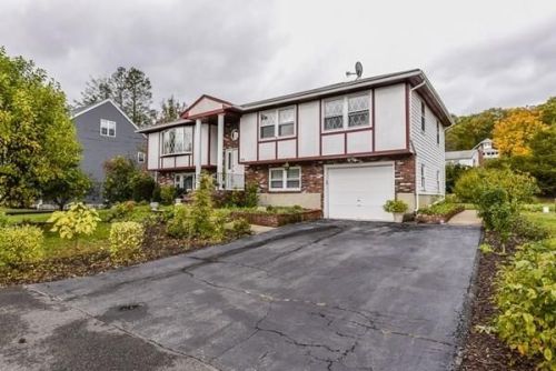 205 Bonham Rd, Dedham, MA 02026 exterior