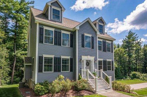 3 Stone Fence Dr, Derry, NH 03038 exterior