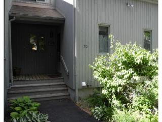 70 Brookside Dr, Stratham, NH 03885 exterior